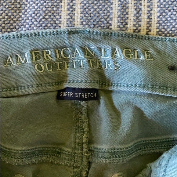 American eagle shorts, Bermuda, stretchy jeans - Picture 3 of 5